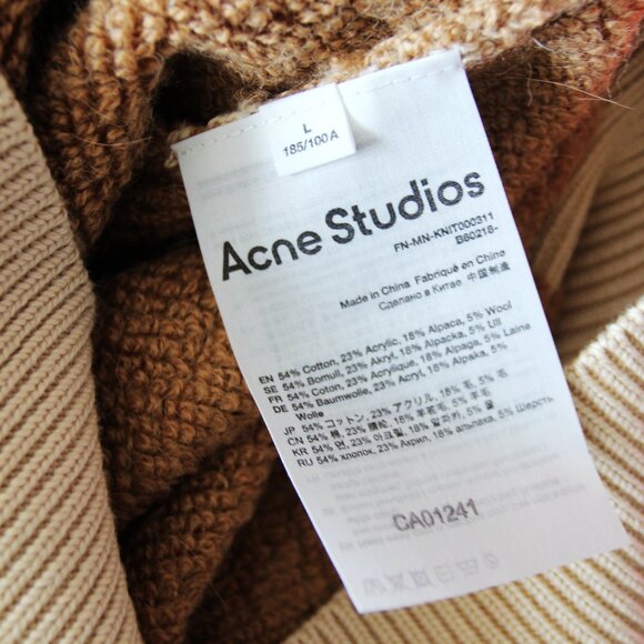 BNWT SS22 ACNE STUDIOS V NECK CARDIGAN L - Picture 9 of 10